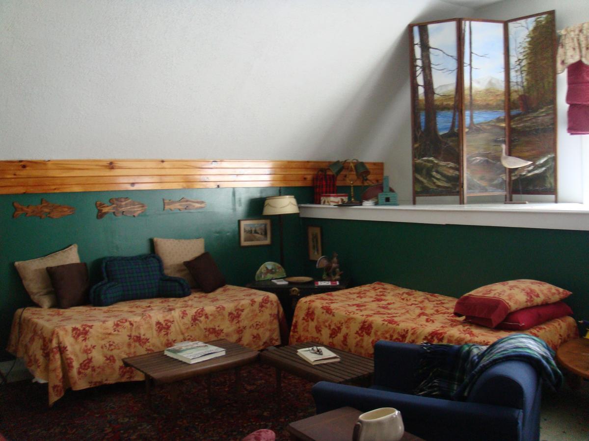 Millinocket Parks Edge Inn מראה חיצוני תמונה